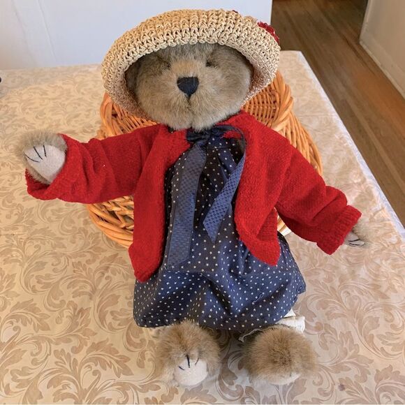 Boyd’s Bear ‘archive series’ Flower Straw Hat Red Sweater (head arms legs move) - Picture 1 of 9